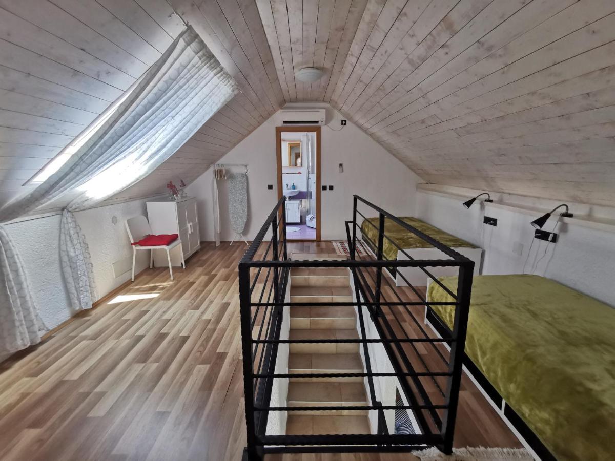 Holiday Home Toma Puljane ภายนอก รูปภาพ