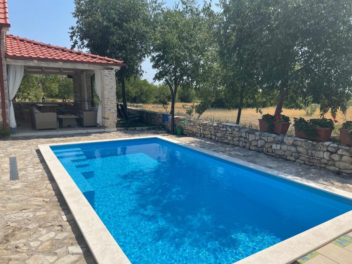 Holiday Home Toma Puljane ภายนอก รูปภาพ