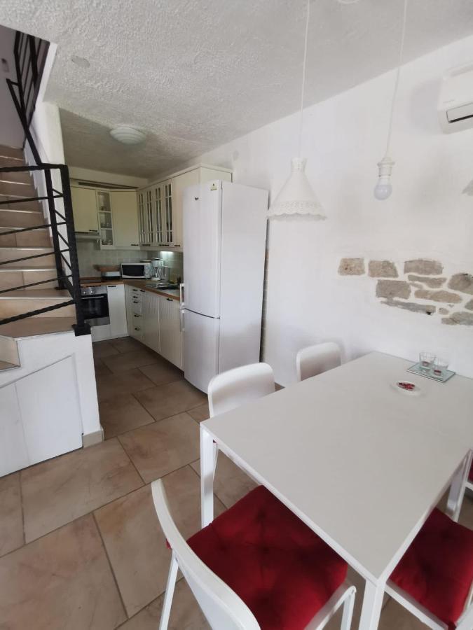 Holiday Home Toma Puljane ภายนอก รูปภาพ