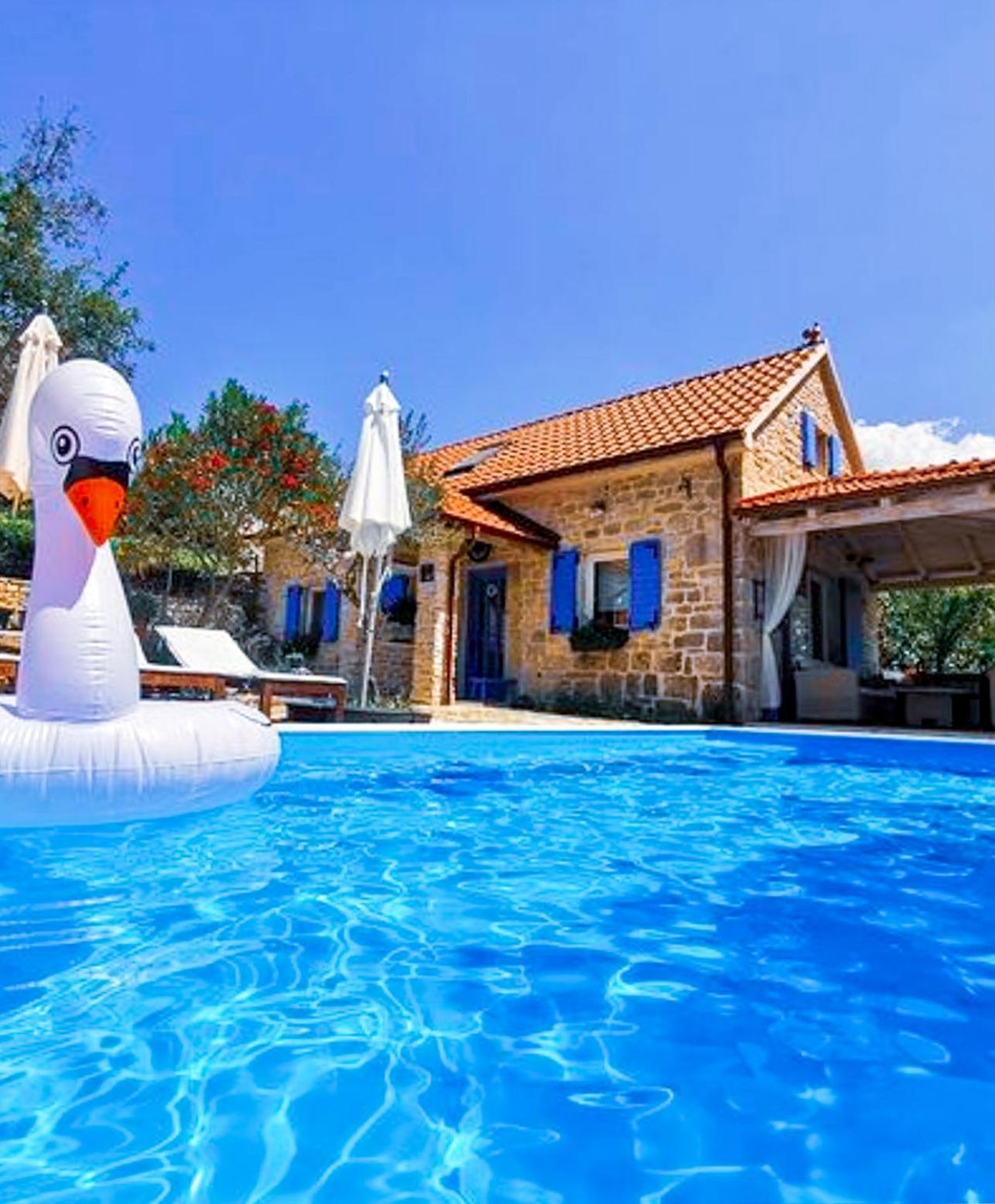 Holiday Home Toma Puljane ภายนอก รูปภาพ
