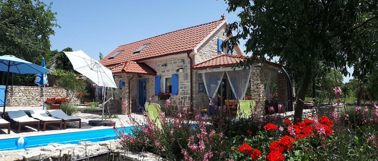 Holiday Home Toma Puljane ภายนอก รูปภาพ